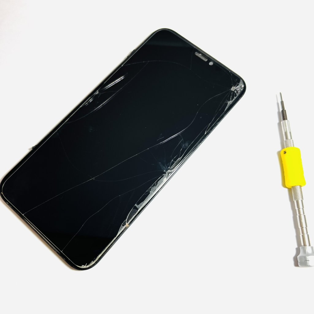 iPhoneXR 液晶パネル交換 落とした衝撃で画面が黒滲み 液晶画面の半分が真っ暗に…