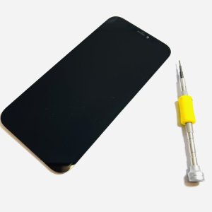 iPhone12 液晶パネル交換 机にぶつけてから画面が真っ暗で反応がない…
