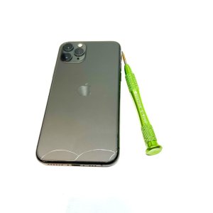 iPhone11pro　バックフレーム交換修理