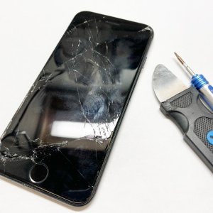 iPhone7 フロントパネル交換