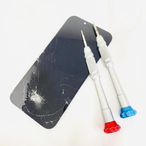 iPhone13 液晶交換