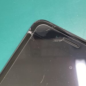 iPhoneSE2 フロントパネル交換