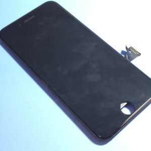 iPhoneSE2 水の中に入れてしまい画面に水の跡が残ってる…