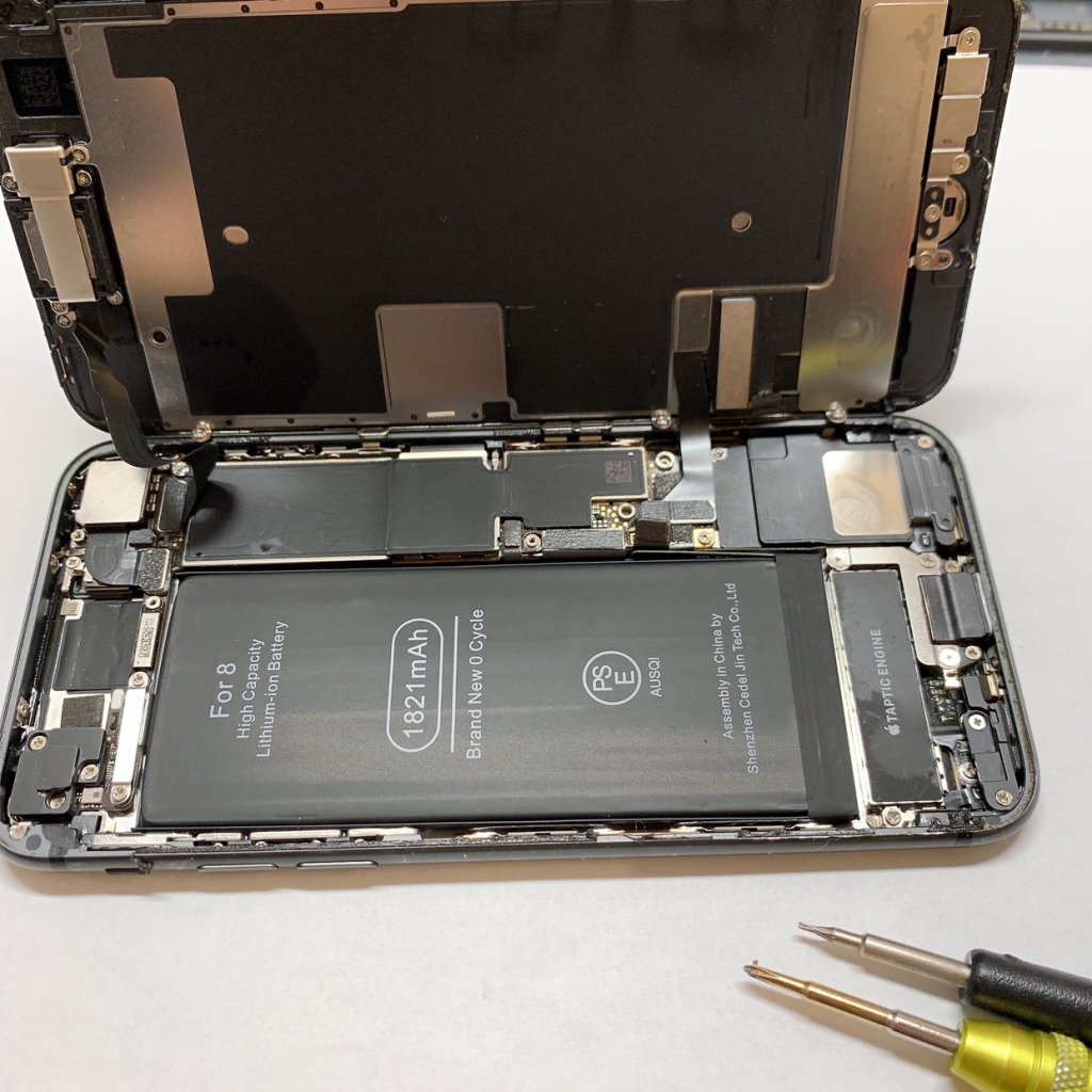 iPhone8 バッテリー交換
