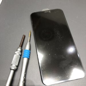 iPhone11Pro フロントパネル交換