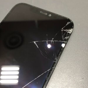 iPhone12 フロントパネル交換