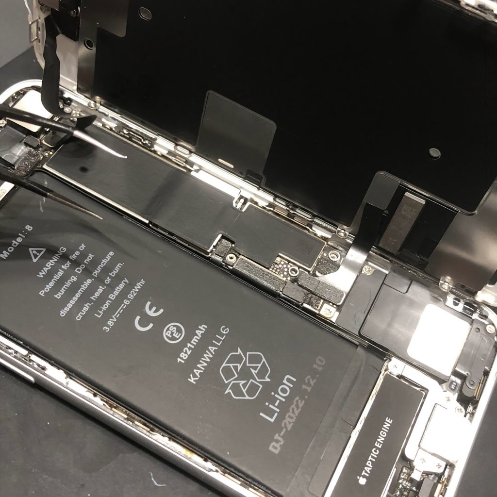iPhone8 バッテリー交換