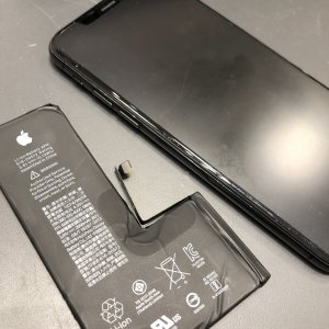 iPhoneXS バッテリー交換