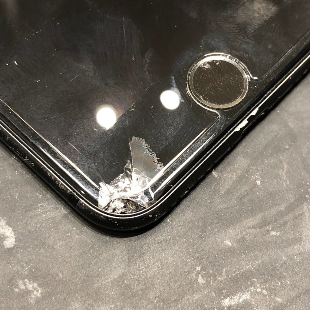 iPhone8 フロントパネル交換