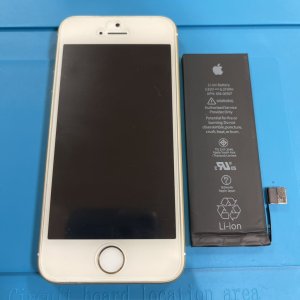iPhoneSE バッテリー交換