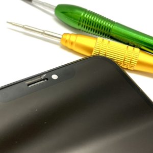 iPhoneXs フロントパネル交換