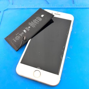 iPhone8 バッテリー交換修理