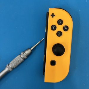 ニンテンドースイッチ　ジョイコン修理