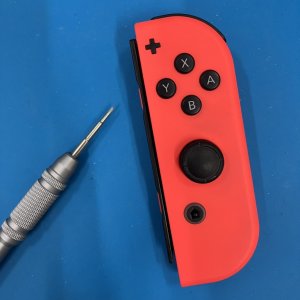 Nintendo Switch ジョイコン修理