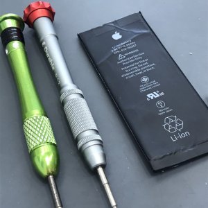 iPhone8 バッテリー交換