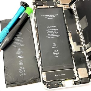 iPhone8Plus バッテリー交換修理