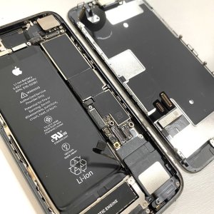 iPhone8 バッテリー交換