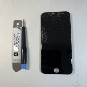 iPhone8 フロントパネル交換