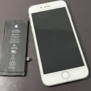 iPhone8 バッテリー交換