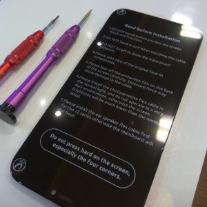 iPhone12ProMaxパネル交換