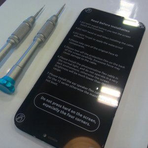 iPhone12ProMax液晶交換