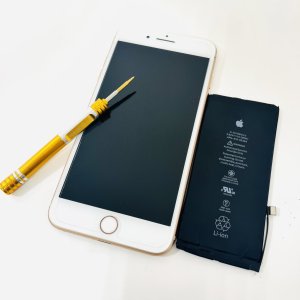 iPhone8Plus バッテリー交換修理