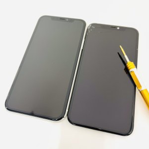 iPhone11 フロントパネル交換修理