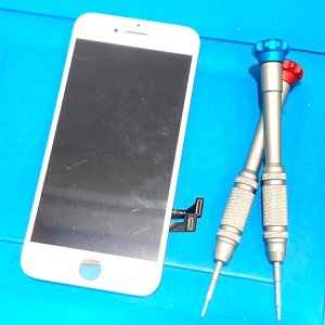 iPhone7 液晶パネル交換修理