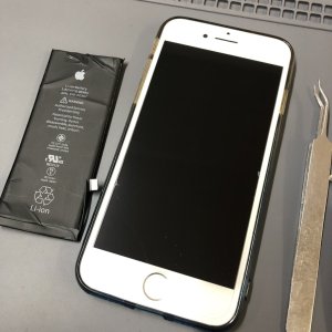 iPhone8 バッテリー交換