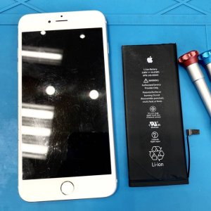 iPhone 6S バッテリー交換