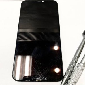 iPhone 11Pro Max 液晶交換