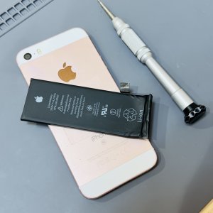 iPhone5SE バッテリー交換