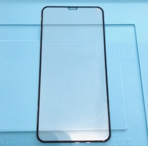 iPhoneXSMax 永久保証強化ガラス 貼り付け