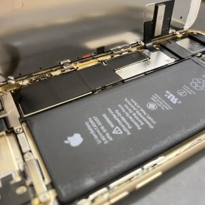 iPhone8　水没修理