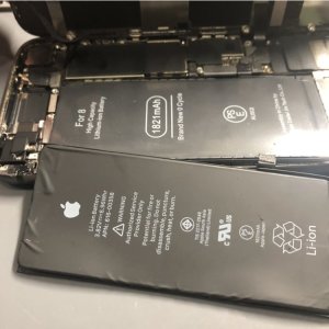 iPhone8 バッテリー交換