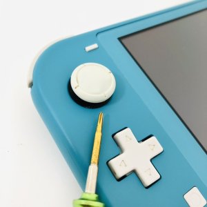 NintendoSwitchLite アナログスティック修理