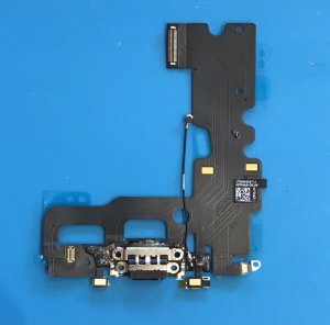 iPhone7 ライトニング交換修理