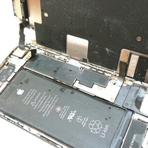 iPhone8 水没修理