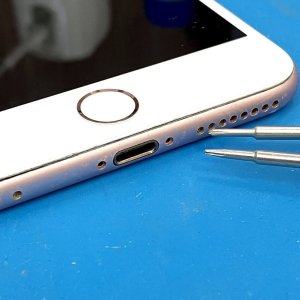 iPhone7 ドッグコネクター修理