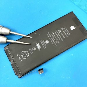 iPhone8 バッテリー交換