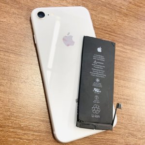 iPhone8 バッテリー交換修理