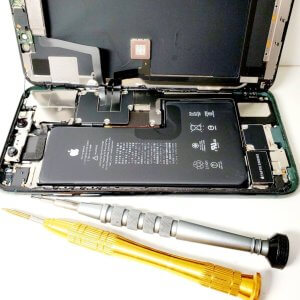 iPhone XSmax バッテリー交換