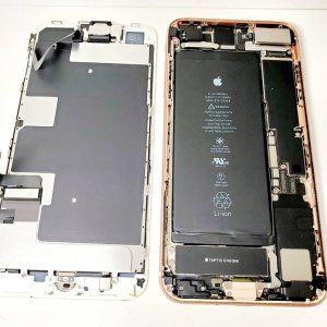 iPhone8 バッテリー交換