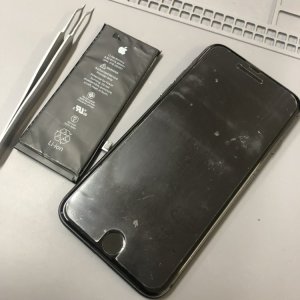 iPhone8 バッテリー交換