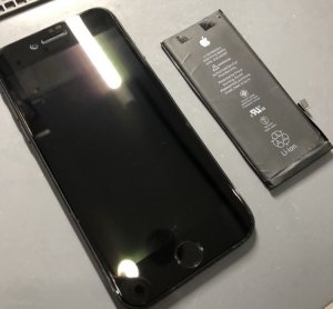 iPhone8 バッテリー交換