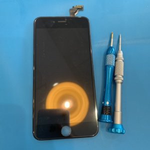 iPhone8Plus 液晶パネル交換修理