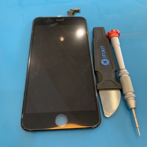 iPhone8 液晶パネル交換修理
