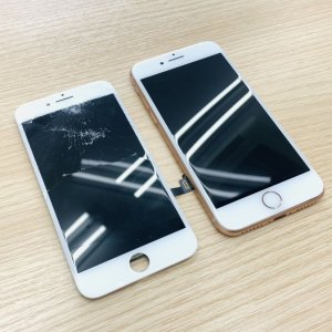iPhone8 フロントパネル交換