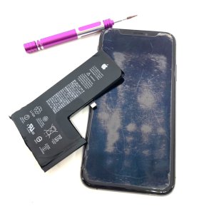 iPhoneXS バッテリ―交換修理