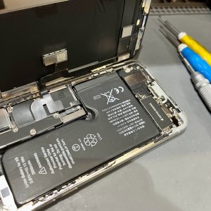 iPhoneXS バッテリー交換
